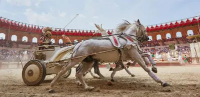 mapfre-accionistas-puy-du-fou-espana-586x285-400x195-1 Acuerdo con Puy du Fou para el proyecto de un parque temático en Toledo