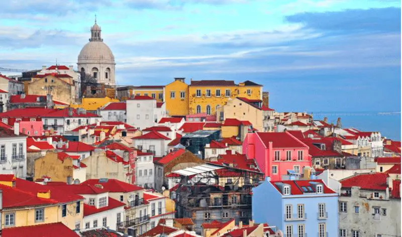 santander-y-mapfre-portugal Santander y MAPFRE distribuirán conjuntamente seguros de no vida en Portugal
